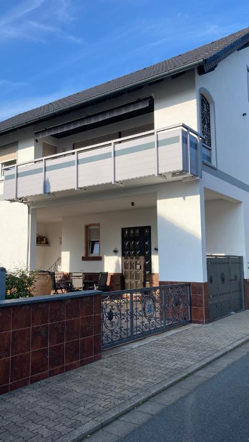 Ferienwohnung -Isola Madre Biebesheim am Rhein Екстер'єр фото